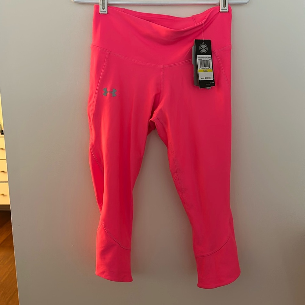 Under armour hot pink capris